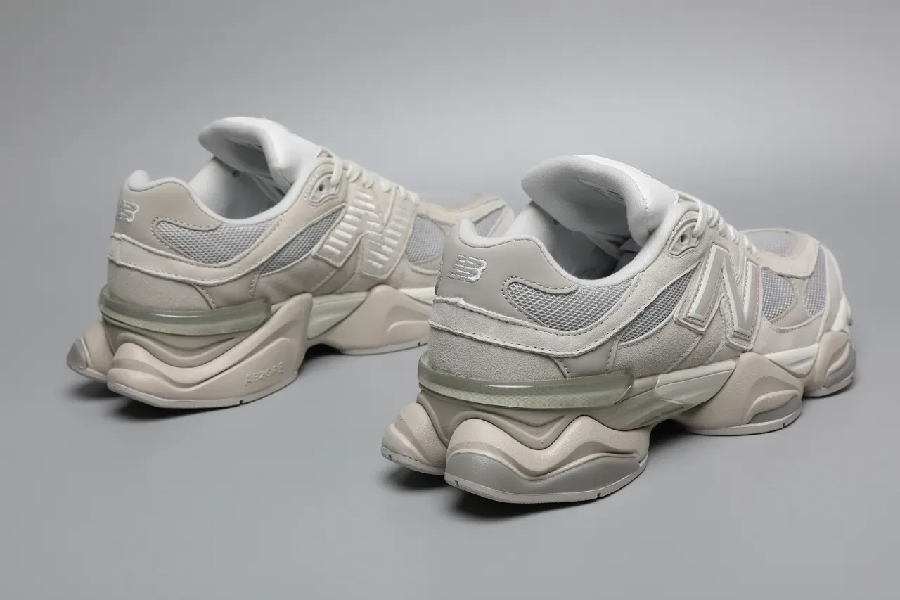 New Balance 9060 Off-White Chaussures Lifestyle 3