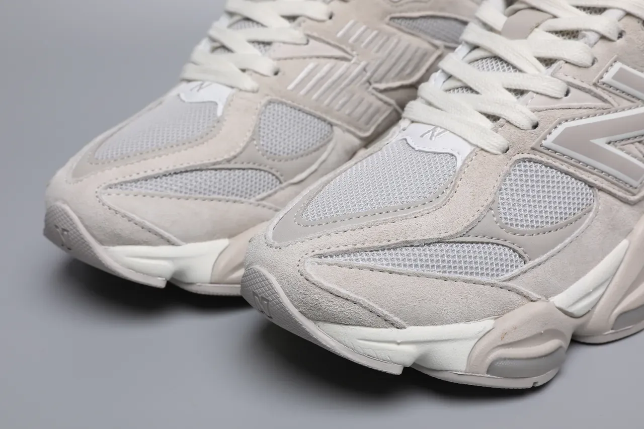 New Balance 9060 Off-White Chaussures Lifestyle 4