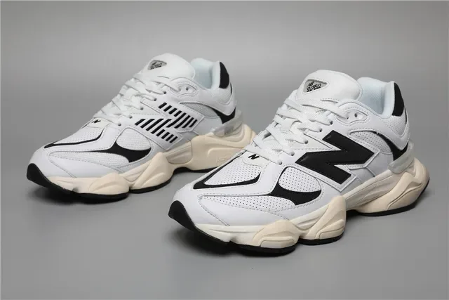 New Balance 9060 White Black Chaussures Lifestyle 5