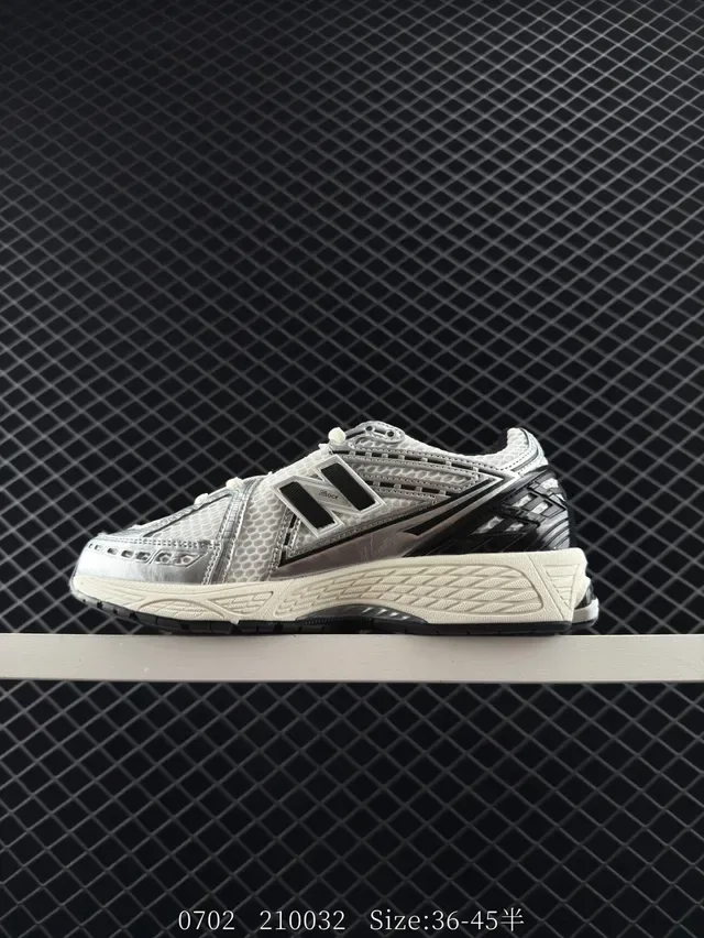 New Balance 9060 Blanc Noir Empeigne Mesh Superpositions Synthétiques En Couches Sneakers Lifestyle 6