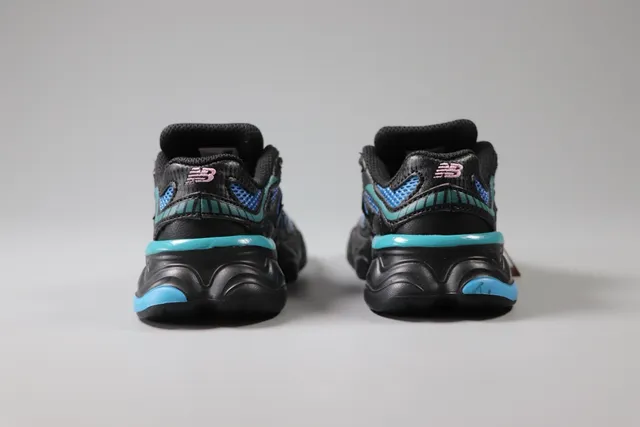 New Balance بيج أزرق ريترو رنر كعب متعدد الطبقات سنيكرز سميكة 24
