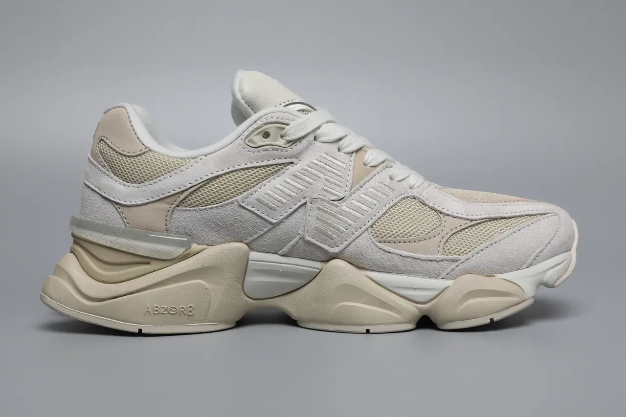 New Balance Bege Branco Tênis Lifestyle Chunky Sculpted Midsole Malha E Suede Superior 8
