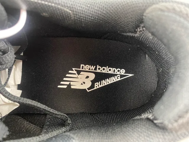 New Balance أسود حذاء مع قاعدة منحوتة جلد ناعم وشبكة الجزء العلوي حذاء رياضي سميك 7