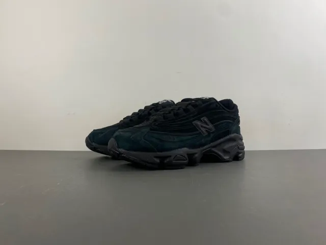 New Balance أسود حذاء مع قاعدة منحوتة جلد ناعم وشبكة الجزء العلوي حذاء رياضي سميك 10