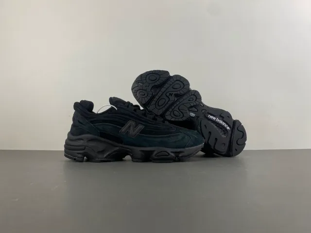 New Balance أسود حذاء مع قاعدة منحوتة جلد ناعم وشبكة الجزء العلوي حذاء رياضي سميك 12