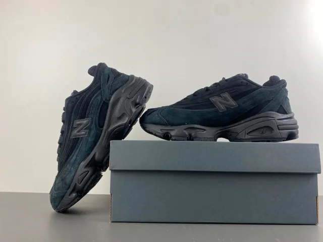 New Balance أسود حذاء مع قاعدة منحوتة جلد ناعم وشبكة الجزء العلوي حذاء رياضي سميك 14