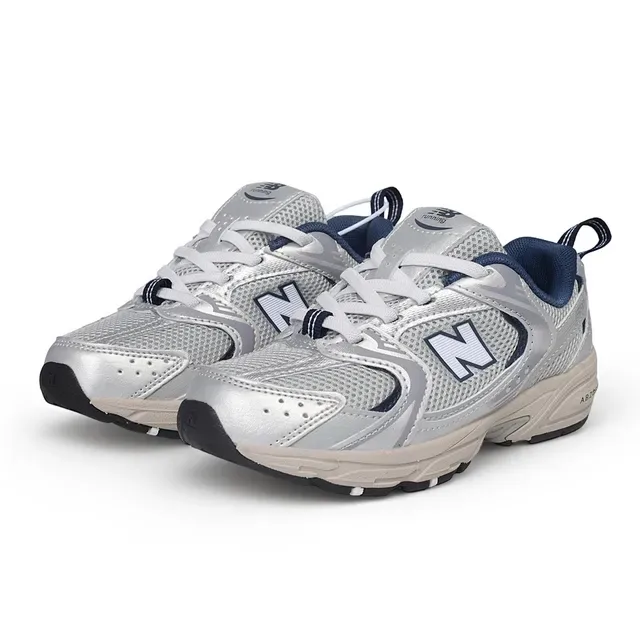 New Balance Chaussures lifestyle noires et blanches avec midsole chunky, empeigne hybride mesh-synthetique 7