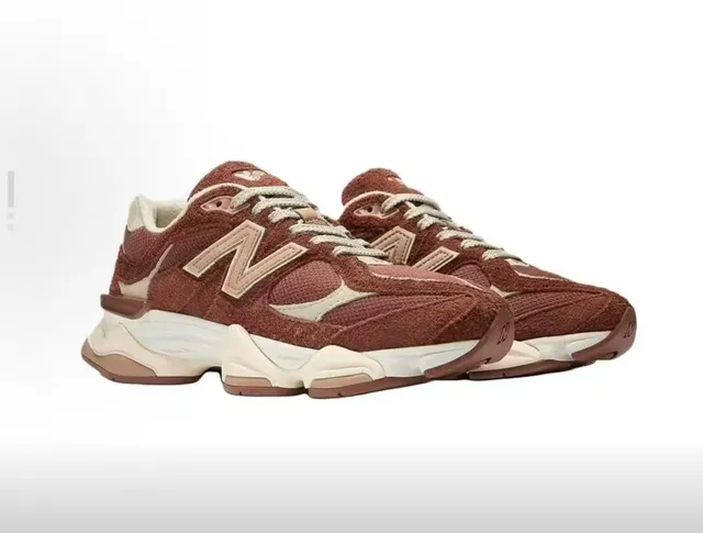 New Balance Chaussures Chunky Marron Beige Mi-semelle Matériau Mixte En Haut 3
