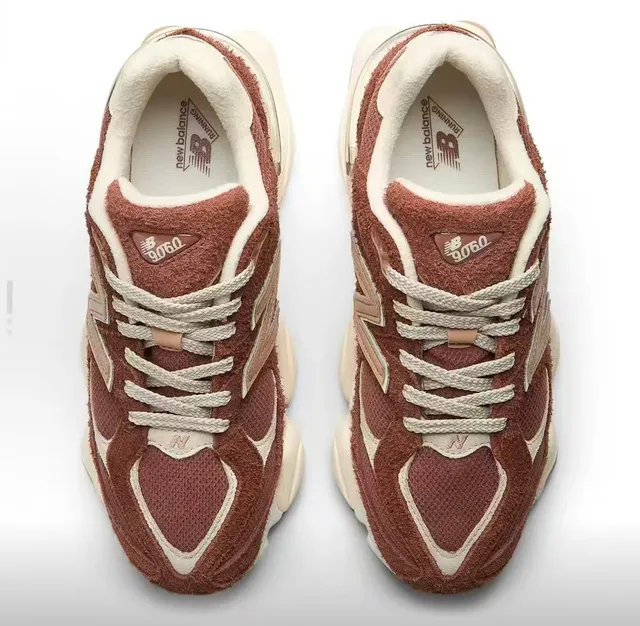 New Balance Chaussures Chunky Marron Beige Mi-semelle Matériau Mixte En Haut 4