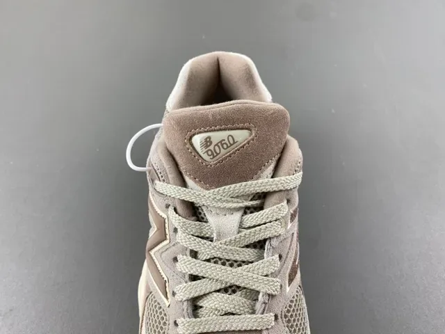 New Balance Chaussures Chunky Marron Beige Suede Mesh Mélangés Sola Médiane 6