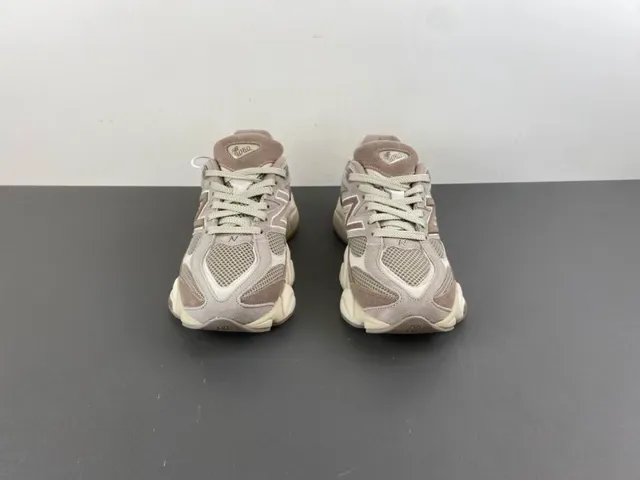 New Balance Chaussures Chunky Marron Beige Suede Mesh Mélangés Sola Médiane 11