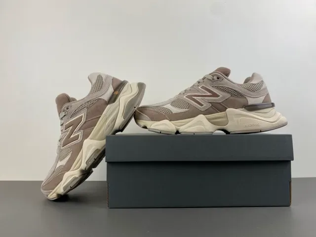New Balance Chaussures Chunky Marron Beige Suede Mesh Mélangés Sola Médiane 14