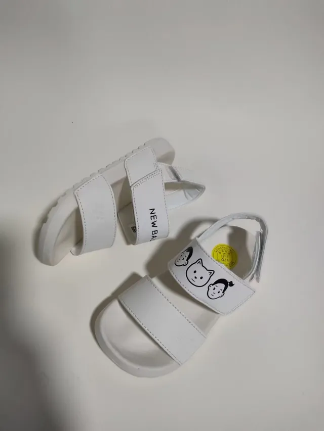 New Balance Sandales Enfants Multicolore Blanc Double Bretelle Ajustable Semelle Moulée Sandales Casual 9
