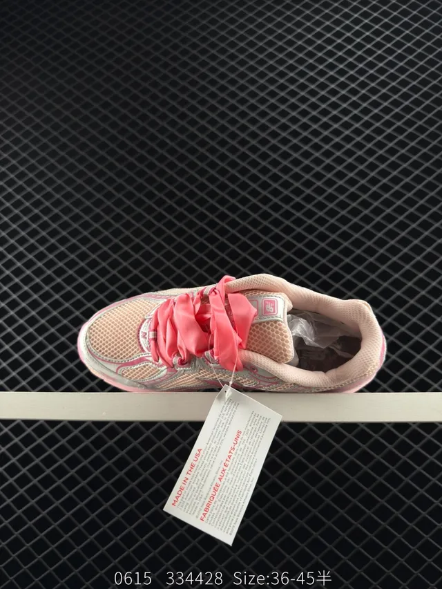 New Balance NB740 Baskets Chunky Rose et Argent 4