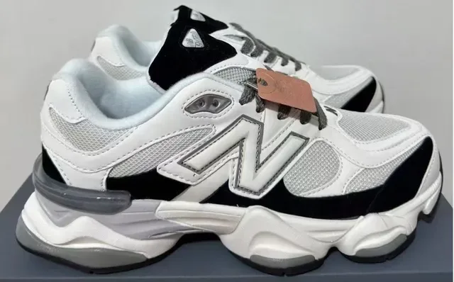 New Balance White Black Midsole Multi-Material Upper Chunky Sneakers 6