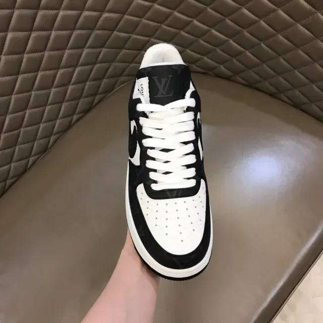 Nike Air Force 1 Monogram Print Black White Green Lifestyle Sneakers 5