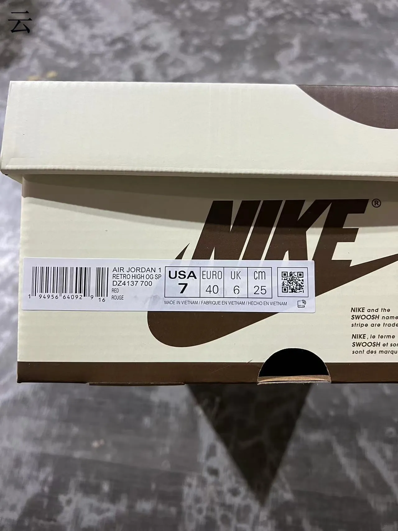 Nike Air Force 1 Red White Black Lifestyle Sneakers 10