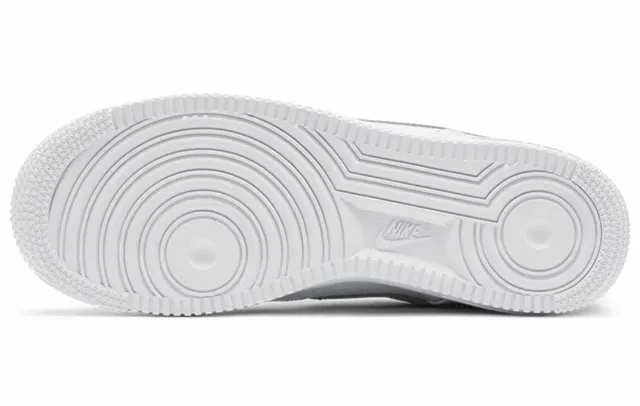 Nike Air Force 1 Blanc et Or Chaussures Lifestyle 3