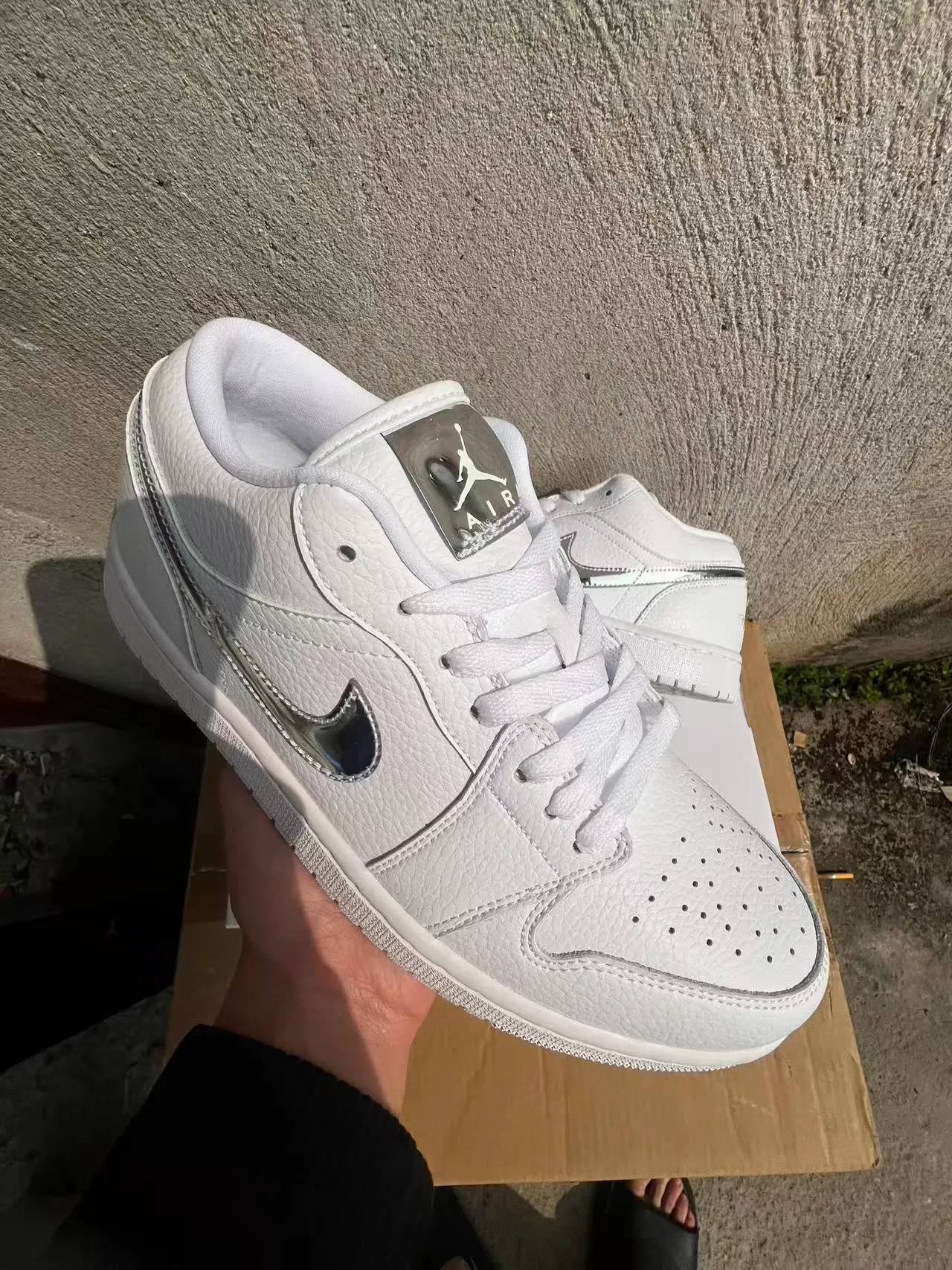 Nike Air Force 1 White Metallic Silver Lifestyle Sneakers 2