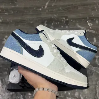 耐克 Air Jordan 1 低帮牛仔拼接生活方式运动鞋
