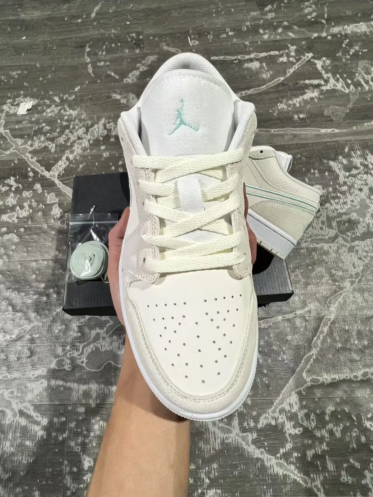 Nike Air Jordan 1 Low Off-White Mint Embroidered Lifestyle Sneakers 3