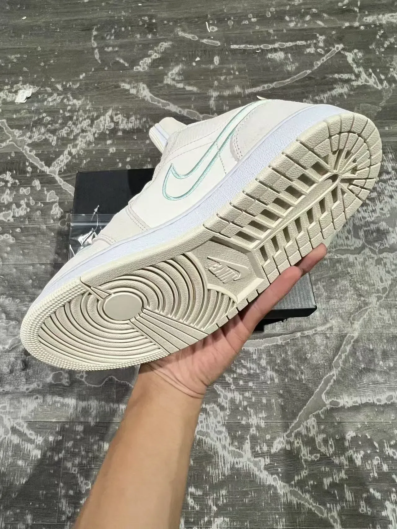 Nike Air Jordan 1 Low Off-White Mint Embroidered Lifestyle Sneakers 6