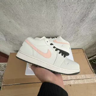 Nike Air Jordan 1 Low Pale Pink Lifestyle Sneakers