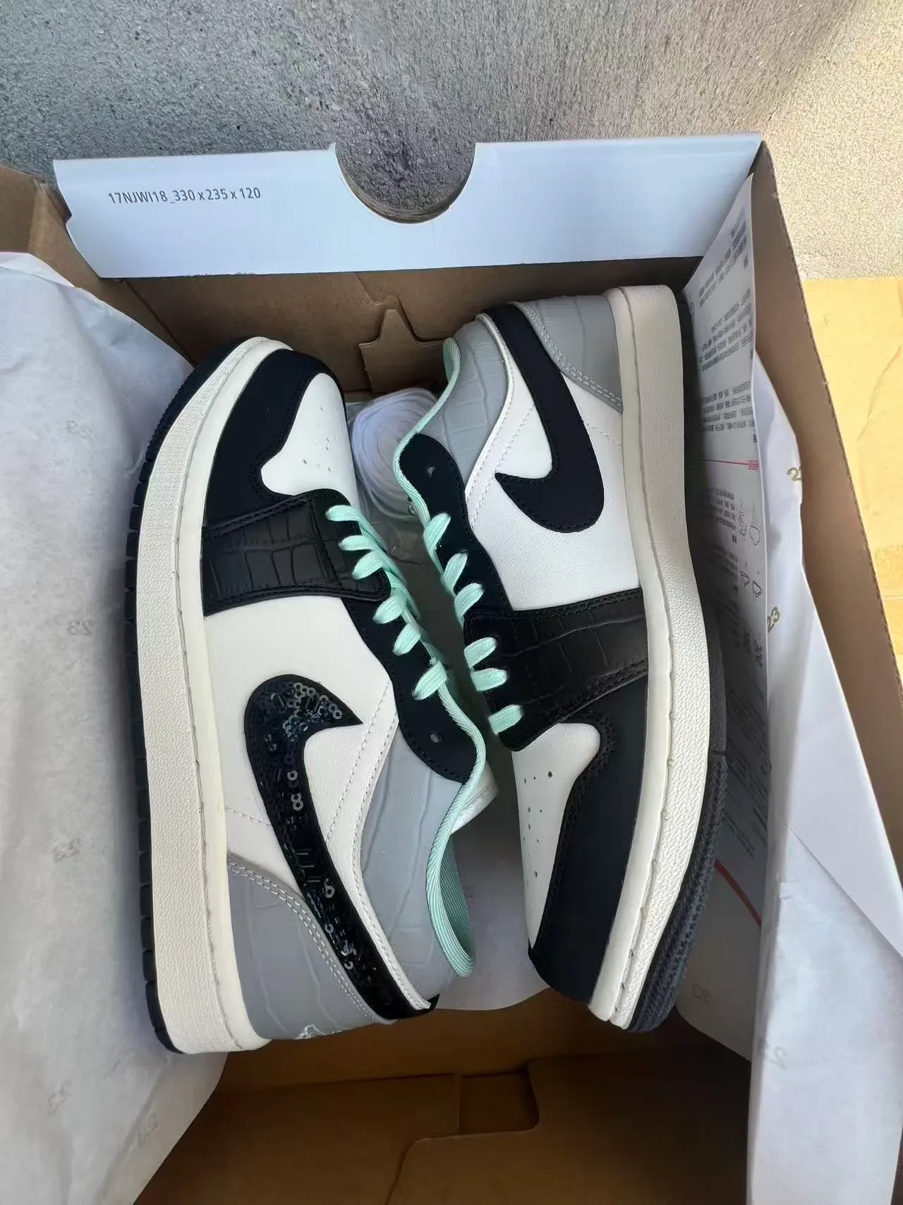 Nike Air Jordan 1 White Gray Black Mint Green Lifestyle Sneakers 9
