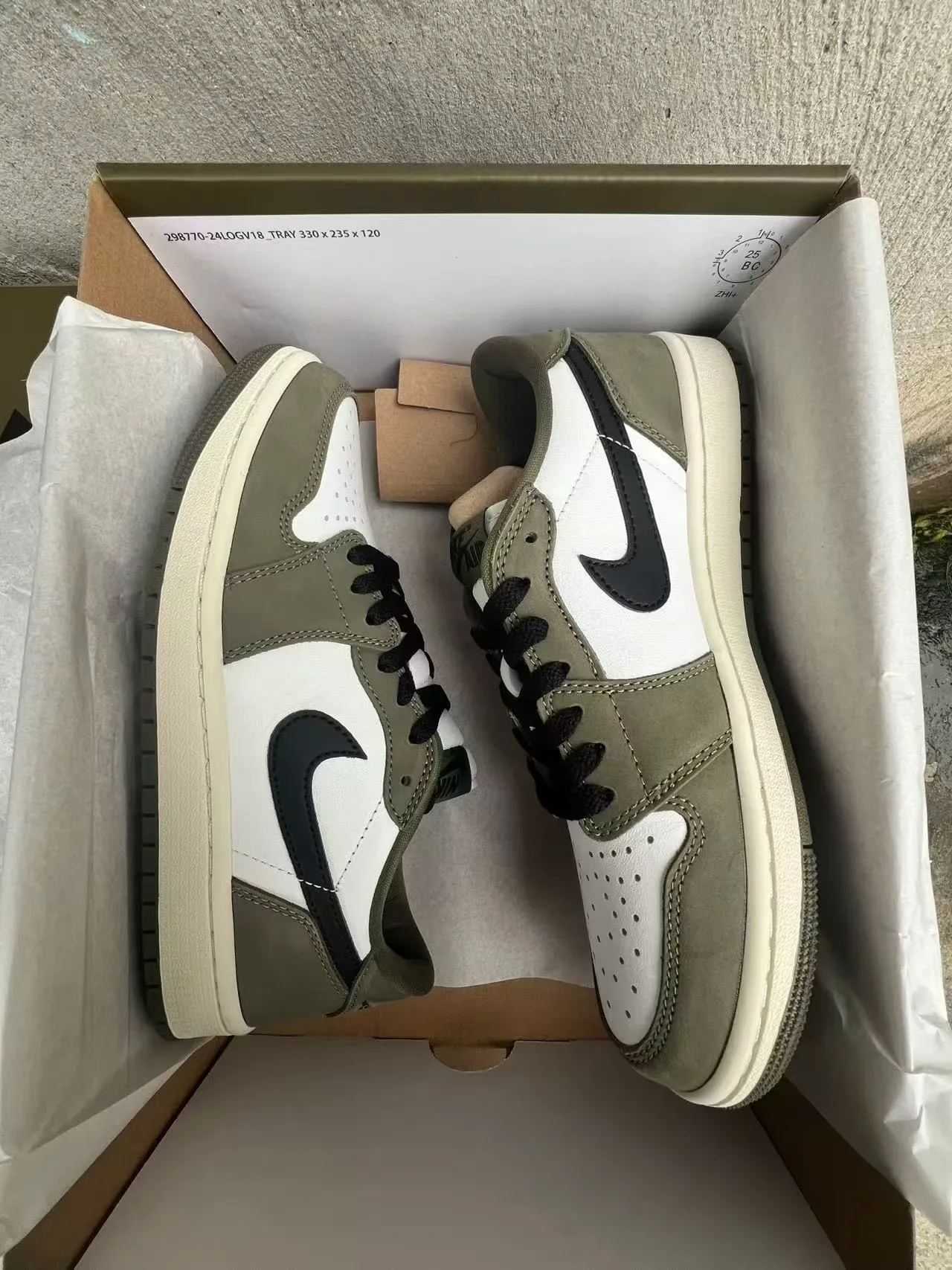 Nike Air Jordan 1 White Olive Green Black Lifestyle Sneakers 9