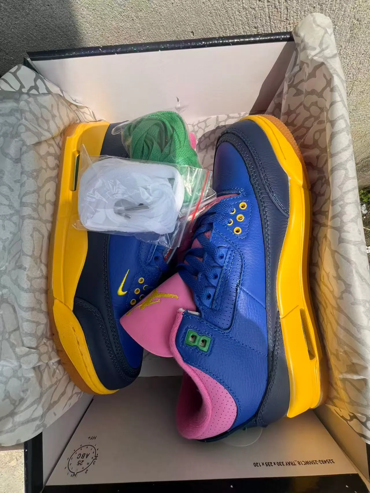 Nike Air Jordan 3 Royal Blue Navy Pink Yellow Basketball Shoes 9