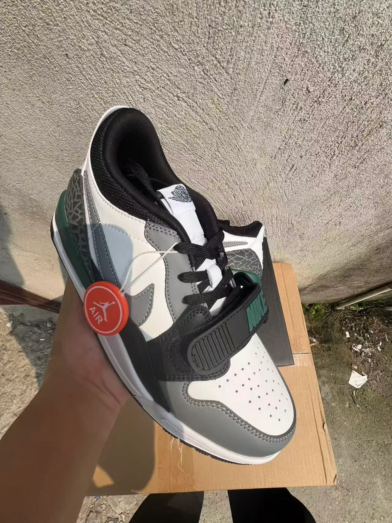 Nike Air Jordan Legacy 312 White Gray Green Lifestyle Sneakers 2