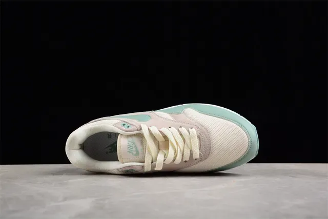 Sneakers Lifestyle Nike Air Max 1 Beige et Vert Menthe 6