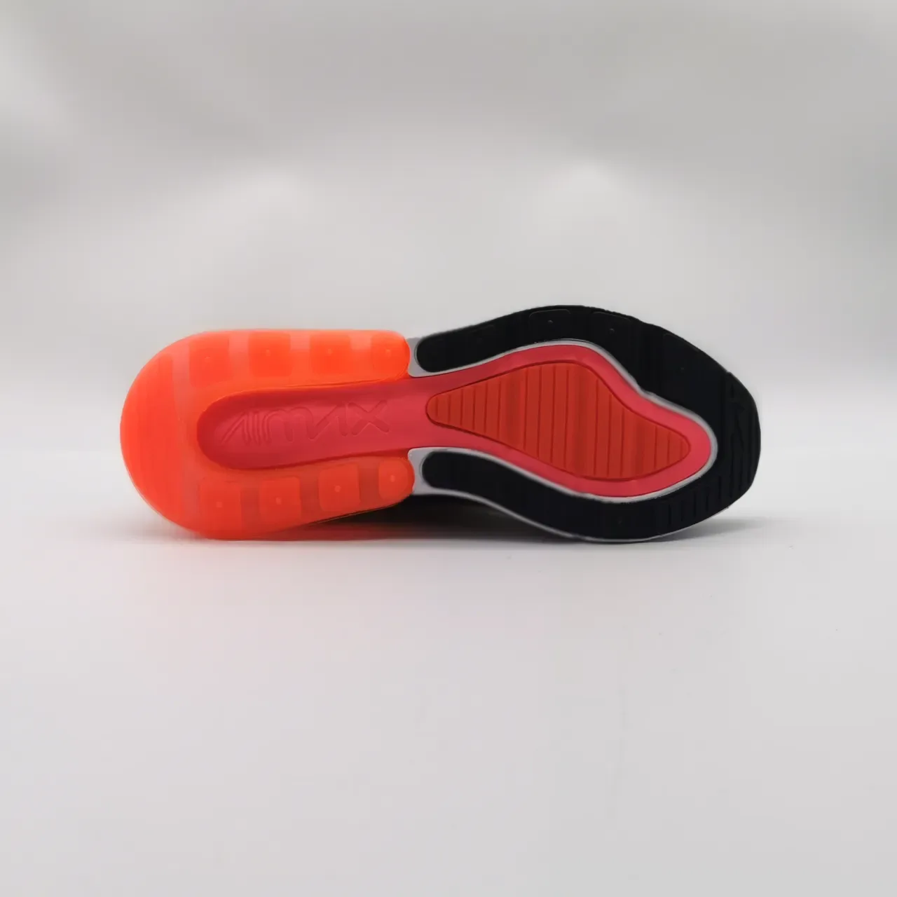 Nike Air Max 270 Beige Noir Orange Sneakers Lifestyle 3