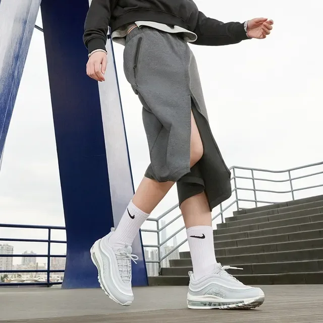 Nike Air Max 97 Pale Ice Blue Chaussures lifestyle 3