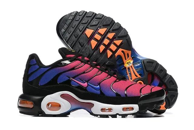 Nike Air Max Plus Gradient Purple Pink Black Lifestyle Sneakers 1