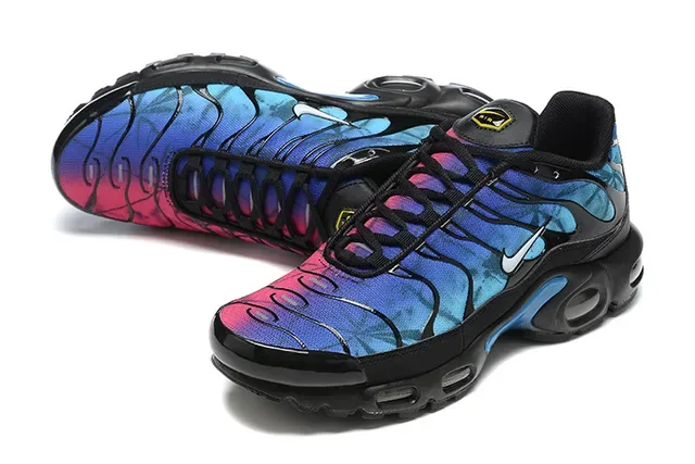 Nike Air Max Plus Gradient Purple Pink Black Lifestyle Sneakers 5