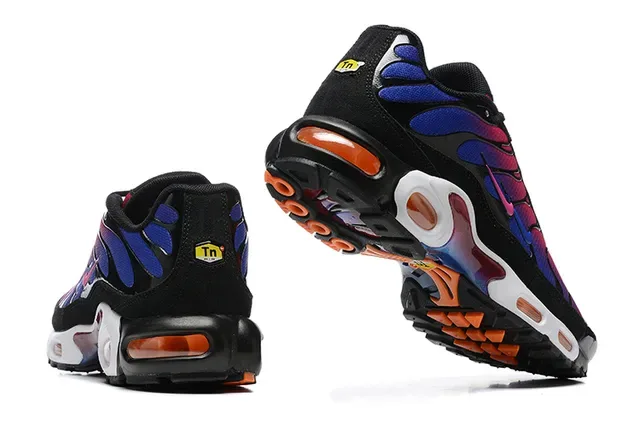 Nike Air Max Plus Gradient Purple Pink Black Lifestyle Sneakers 9