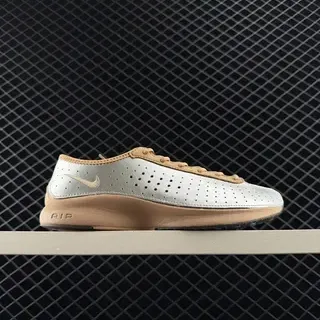 Nike Air Superfly छिद्रित चाँदी और टैन लाइफस्टाइल स्नीकर