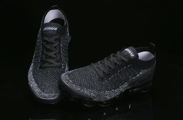 Nike Air VaporMax Chaussures de course noires tricot moucheté 11
