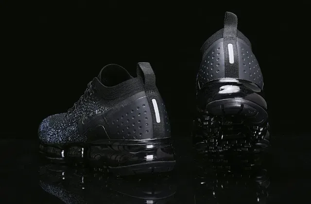 Nike Air VaporMax Chaussures de course noires tricot moucheté 12