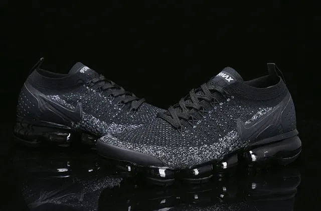 Nike Air VaporMax Chaussures de course noires tricot moucheté 14
