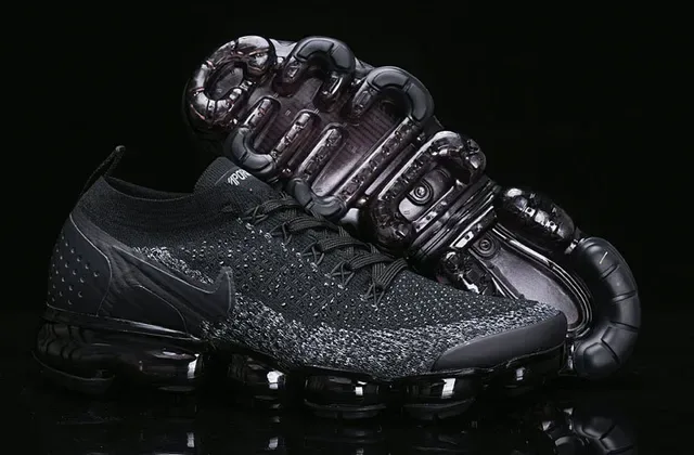 Nike Air VaporMax Chaussures de course noires tricot moucheté 15