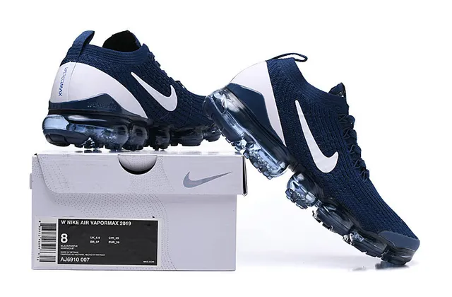 Nike Air VaporMax Chaussures de course bleu marine et blanc 2