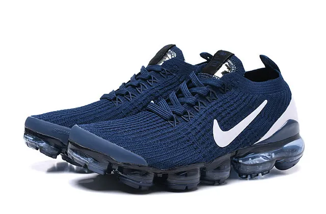 Nike Air VaporMax Chaussures de course bleu marine et blanc 7