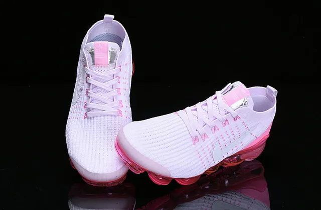 Nike Air VaporMax Chaussures de course roses et lavande 10