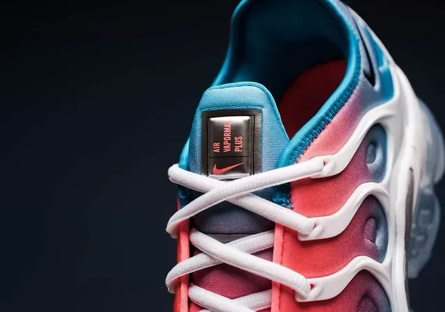 Nike Air VaporMax Plus Gradient Mesh Lifestyle Sneakers 2