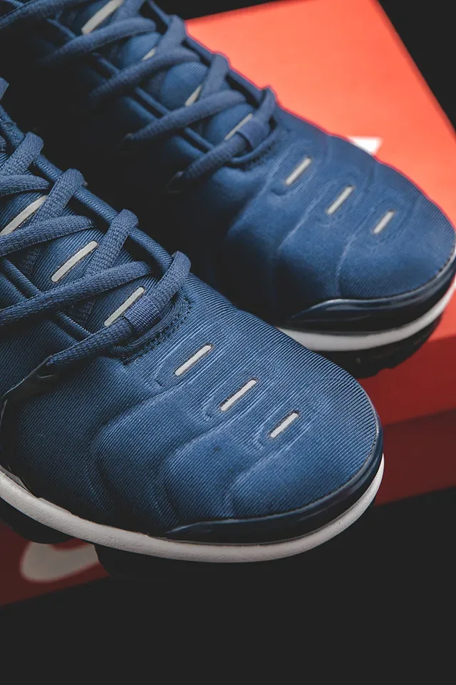 Nike Air VaporMax Plus Navy tênis lifestyle 10