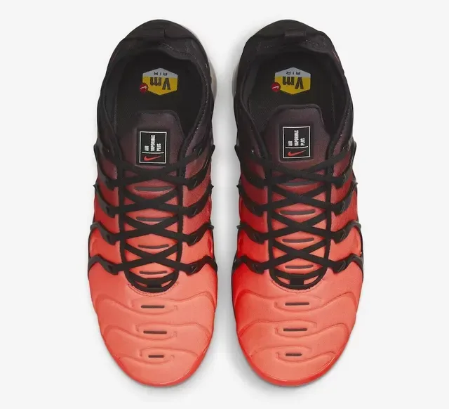 Nike Air VaporMax Plus Red and Black Lifestyle Sneakers 4