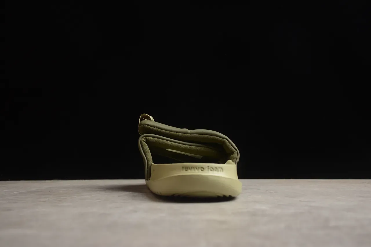 Nike Army Green Beige Chaussures de Maison Sangle Tissu Large Semelle en Mousse Moldée 9