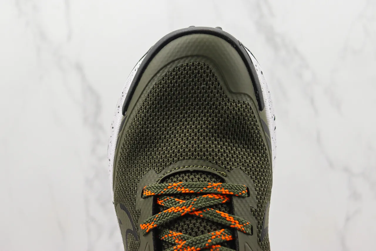 Chaussures de course Nike avec upper en mesh de couleur Army Green Orange avec imperméabilisation GORE-TEX 6